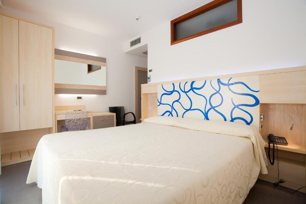 Hotel Savoy Caorle Quarto foto